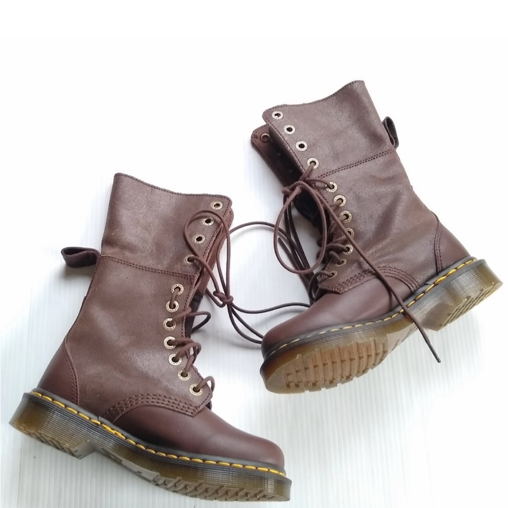 Dr. Martens
